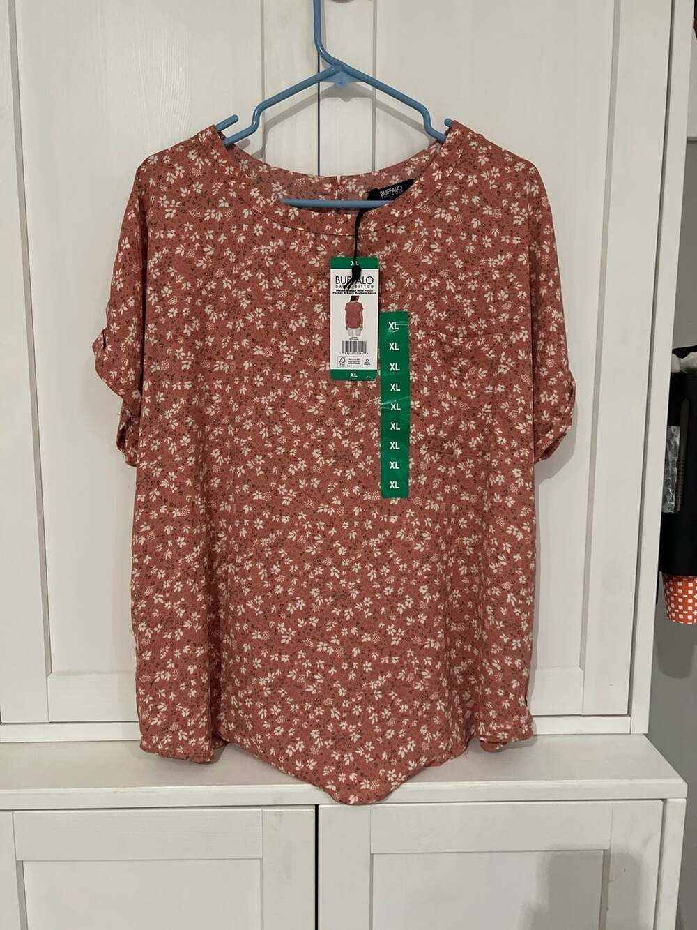 Buffalo David Bitton Women's Floral Short Sleeve Blouse with Pocket Size XL